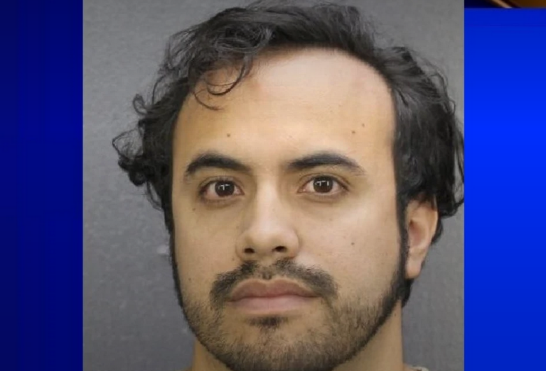 Screenshot 2025-02-26 at 03-04-25 MIAMI TEACHER HAD SEX WITH STUDENT IN A AIR-BNB RENTAL - Charlotte Alerts