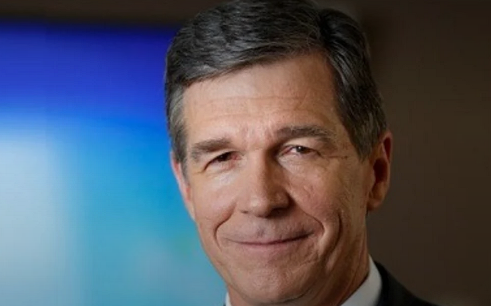 Screenshot 2025-02-26 at 22-11-02 NORTH CAROLINA GOVERNOR ROY COOPER HAS SURGERY FOR HIS LOWER BACK - Charlotte Alerts