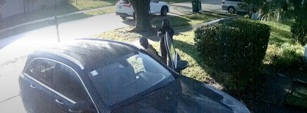 Screenshot 2025-02-24 at 21-32-17 VIDEO WOMAN ROBBED IN HER DRIVEWAY DURING HOME INVASION ROBBERY - Charlotte Alerts