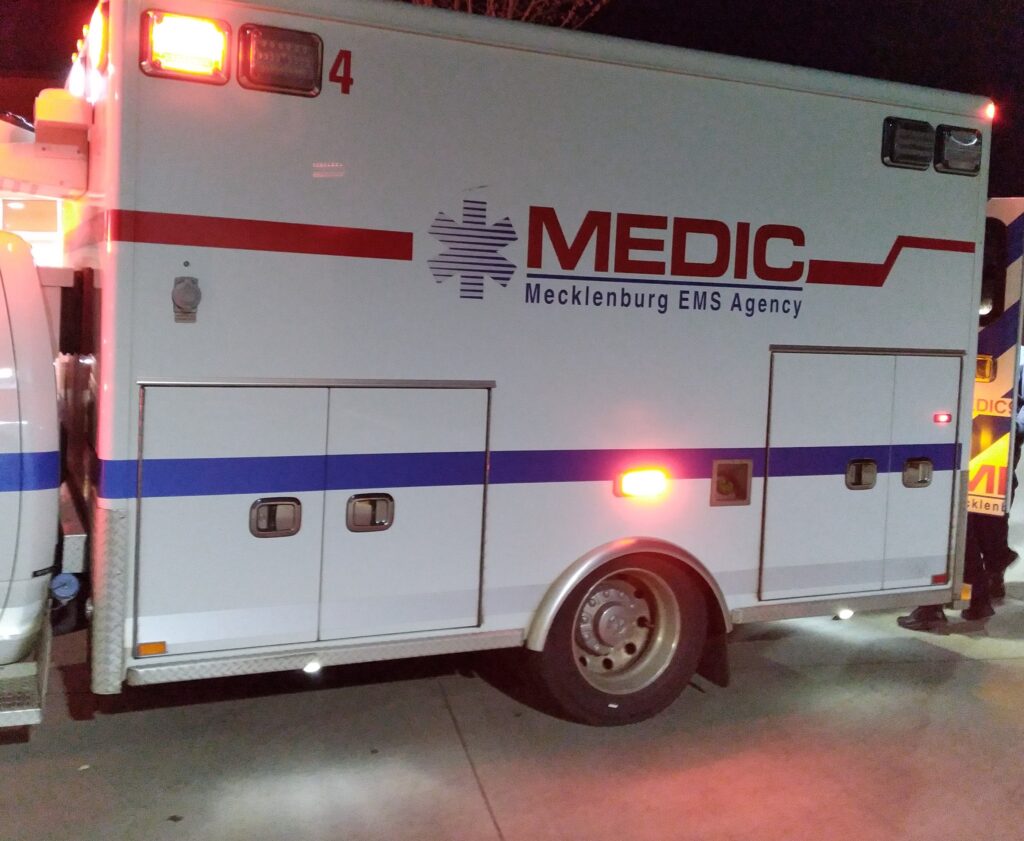 MEDN 220410_000749