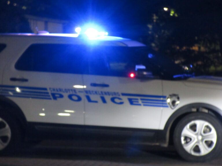 POLICE NIGHT IMG_0575