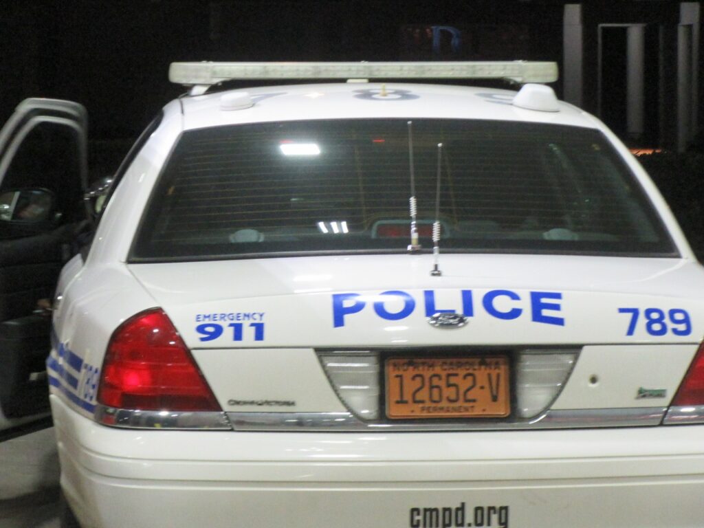 POLICE NIGHT IMG_4566