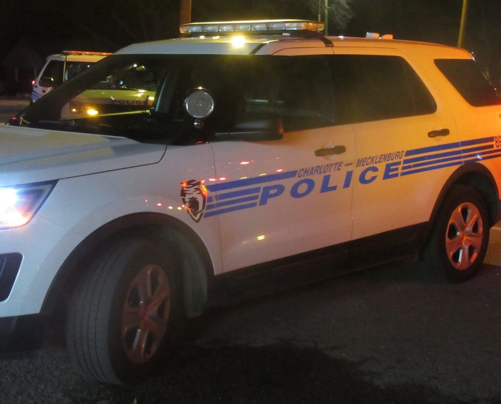 POLICE NIGHT IMG_8503